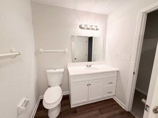 166 Kirby Dr, Clarksville, TN 37042