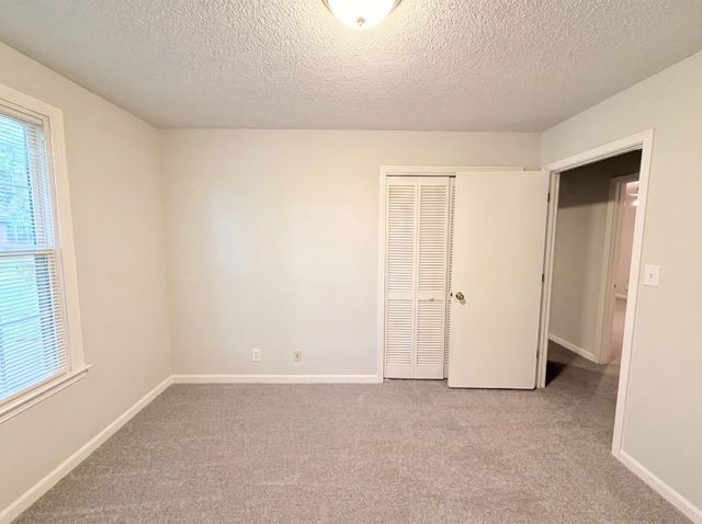 166 Kirby Dr, Clarksville, TN 37042