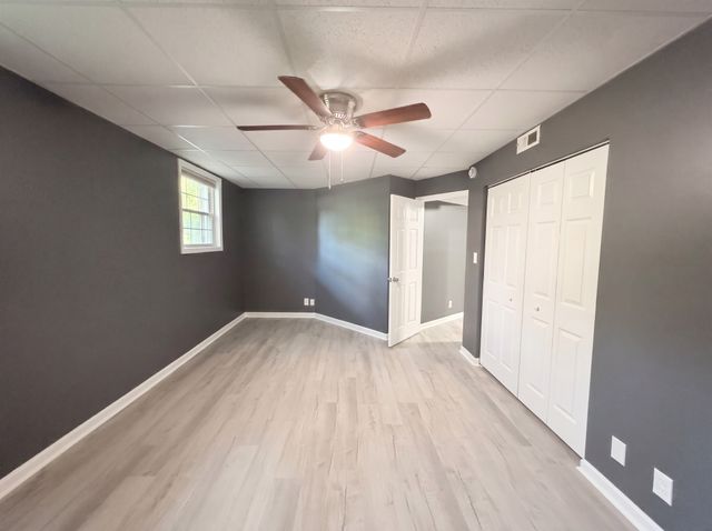 166 Kirby Dr, Clarksville, TN 37042