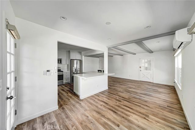 5840 Coldwater Canyon Ave 2, Valley Village, CA 91607