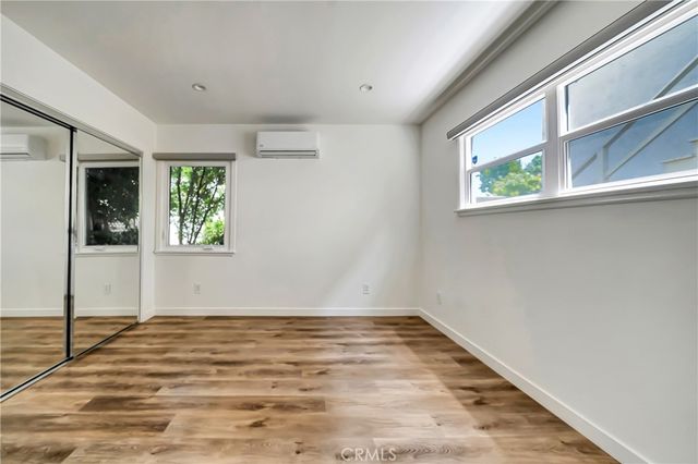 5840 Coldwater Canyon Ave 2, Valley Village, CA 91607