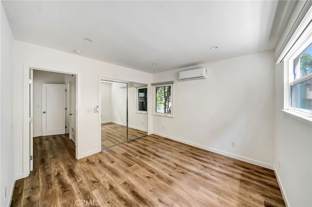 5840 Coldwater Canyon Ave 2, Valley Village, CA 91607