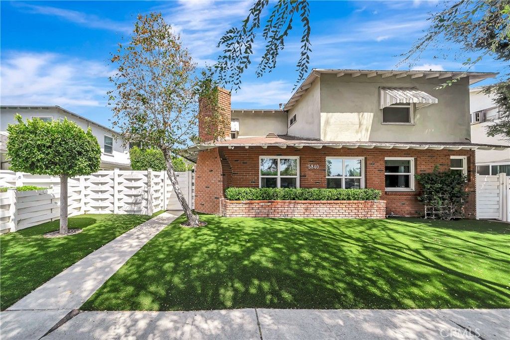 5840 Coldwater Canyon Ave 2, Valley Village, CA 91607
