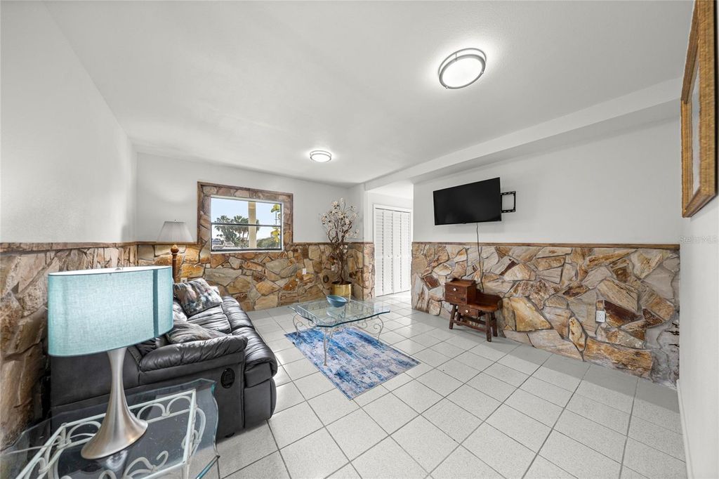 Image 12 of property listing at 12409 W STANDISH DRIVE, Homosassa, FL 34448