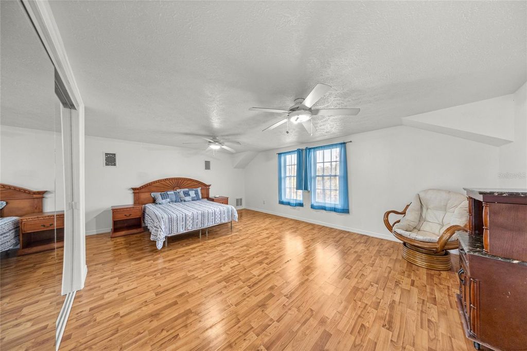 Image 40 of property listing at 12409 W STANDISH DRIVE, Homosassa, FL 34448