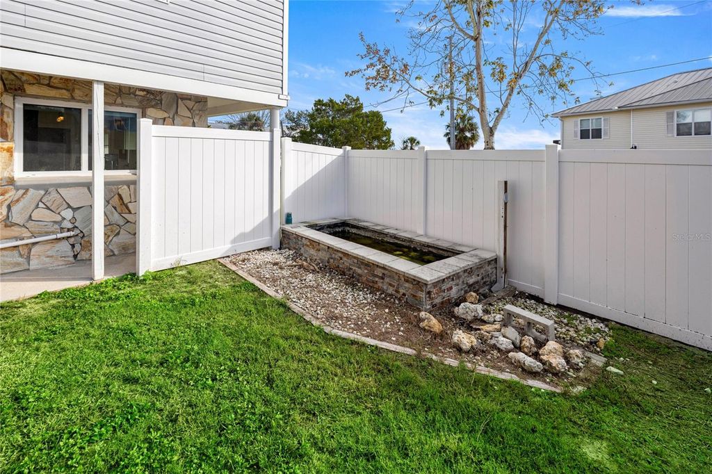 Image 48 of property listing at 12409 W STANDISH DRIVE, Homosassa, FL 34448