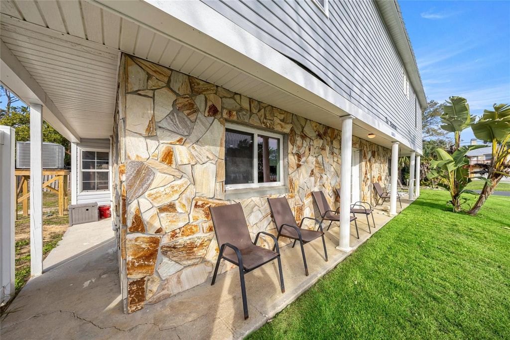 Image 49 of property listing at 12409 W STANDISH DRIVE, Homosassa, FL 34448