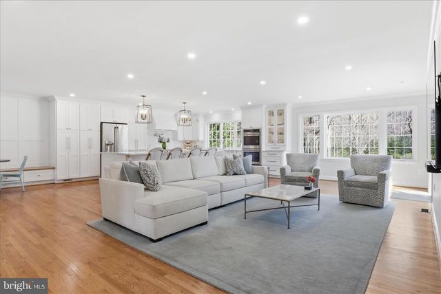 11309 HUNTING HORSE DR, Fairfax Station, VA 22039