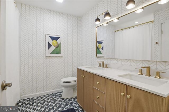 11309 HUNTING HORSE DR, Fairfax Station, VA 22039