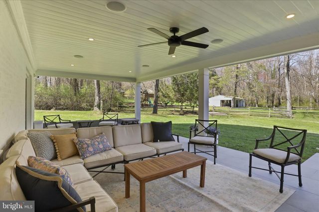 11309 HUNTING HORSE DR, Fairfax Station, VA 22039