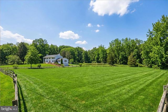 11309 HUNTING HORSE DR, Fairfax Station, VA 22039