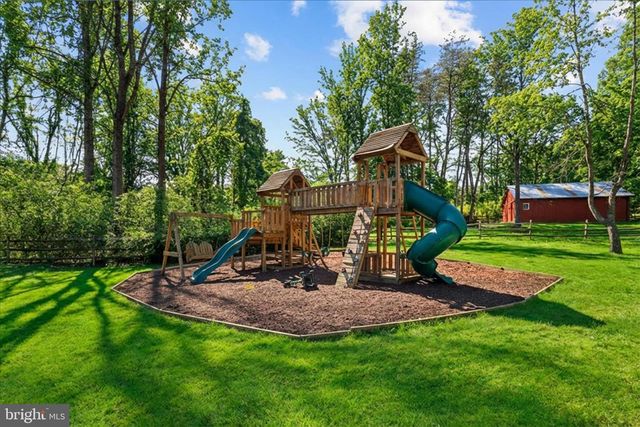 11309 HUNTING HORSE DR, Fairfax Station, VA 22039