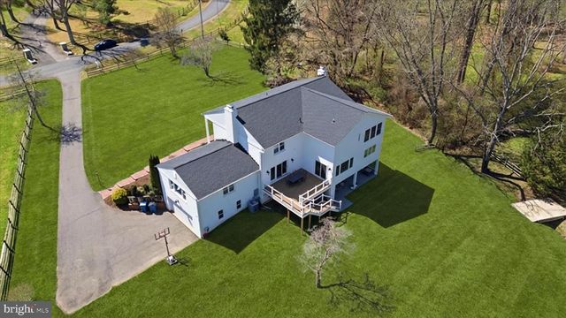 11309 HUNTING HORSE DR, Fairfax Station, VA 22039