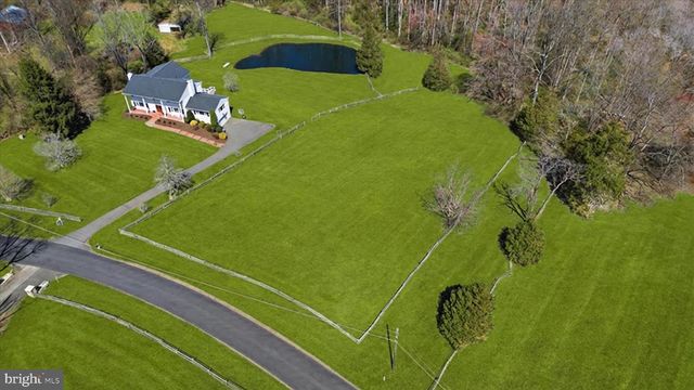 11309 HUNTING HORSE DR, Fairfax Station, VA 22039