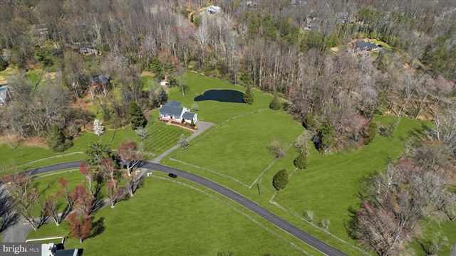 11309 HUNTING HORSE DR, Fairfax Station, VA 22039