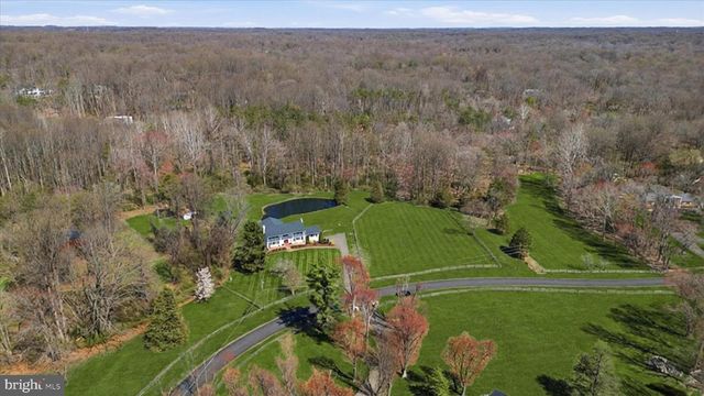 11309 HUNTING HORSE DR, Fairfax Station, VA 22039