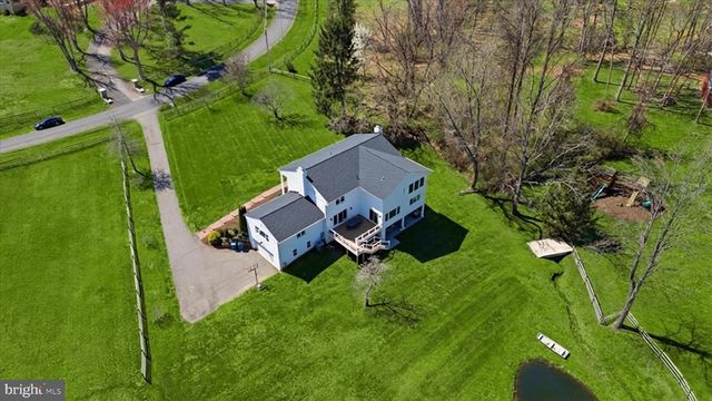 11309 HUNTING HORSE DR, Fairfax Station, VA 22039