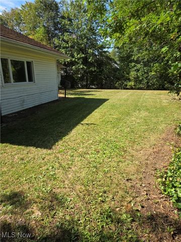 24255 S Woodland Road, Shaker Heights, OH 44122