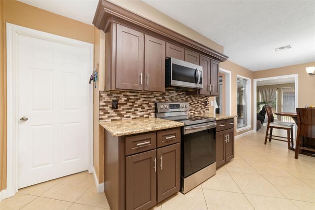 15824 Boulder Oaks Drive, Houston, TX 77084