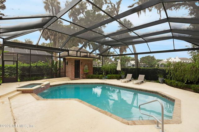 192 TWELVE OAKS Lane, Ponte Vedra Beach, FL 32082