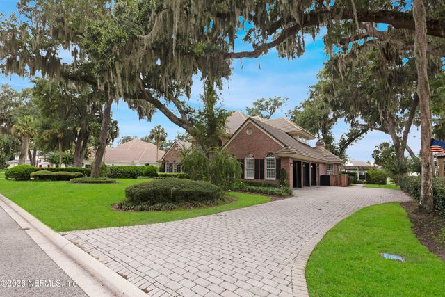 192 TWELVE OAKS Lane, Ponte Vedra Beach, FL 32082