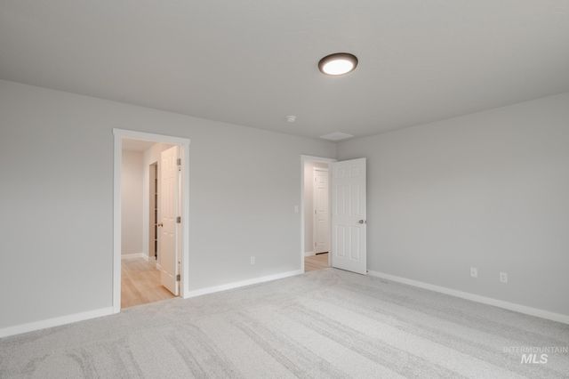 3453 E Crimson King Dr, Nampa, ID 83686