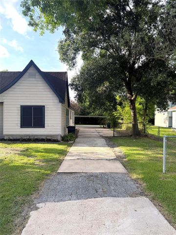 8145 Easton Street, Houston, TX 77017