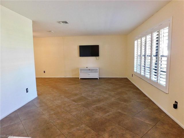 17150 Laurelin CT, North Fort Myers, FL 33917