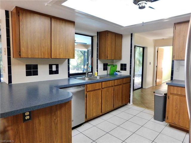 17150 Laurelin CT, North Fort Myers, FL 33917