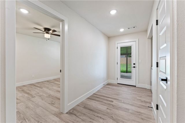 2913 Parkwood Drive, Rogers, AR 72756