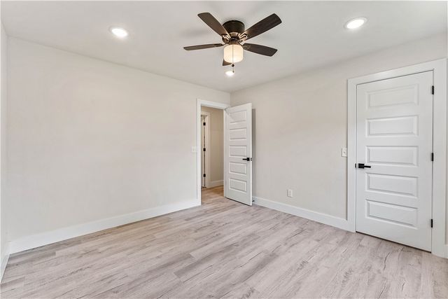 2913 Parkwood Drive, Rogers, AR 72756