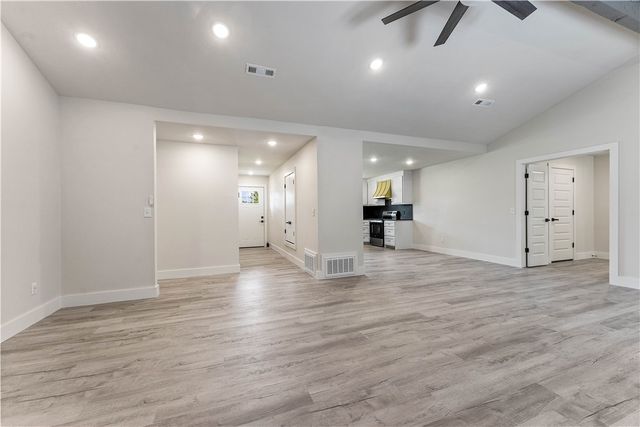 2913 Parkwood Drive, Rogers, AR 72756