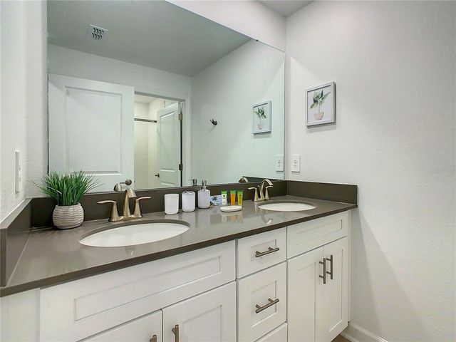 2573 READING TRAIL, Kissimmee, FL 34746