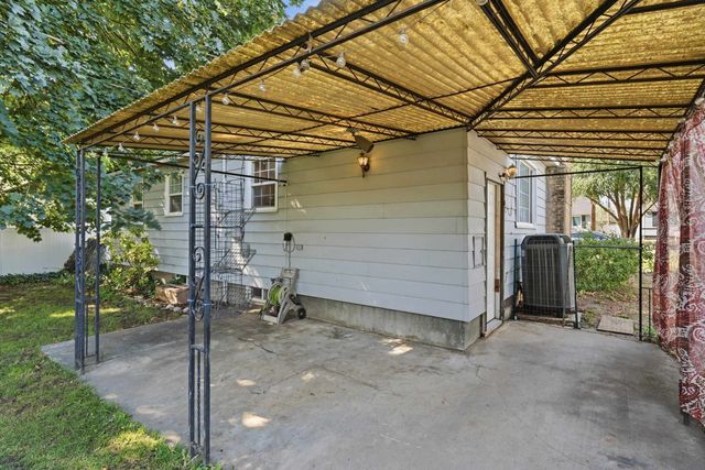 3411 W Lacrosse Ave, Spokane, WA 99205