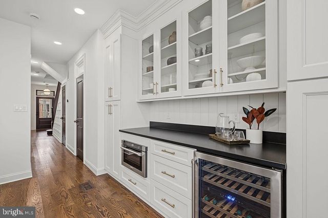 820 EMERSON ST NW, Washington, DC 20011