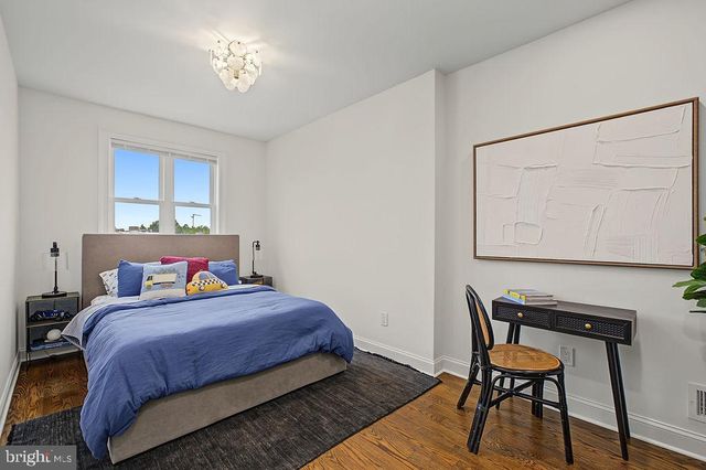 820 EMERSON ST NW, Washington, DC 20011