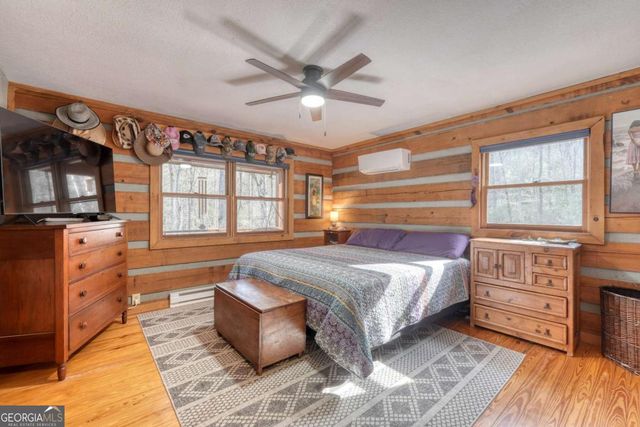 520 Farmer Drive, Murphy, NC 28906