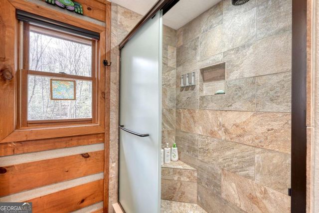 520 Farmer Drive, Murphy, NC 28906