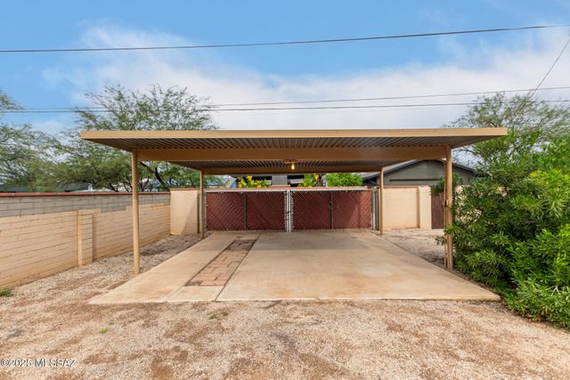 3235 E Linden Street, Tucson, AZ 85716