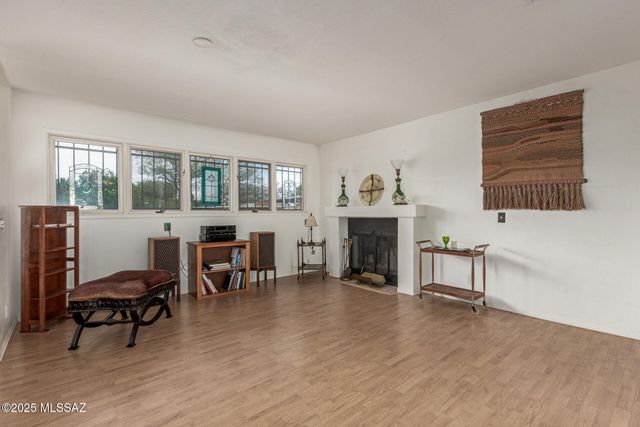 3235 E Linden Street, Tucson, AZ 85716