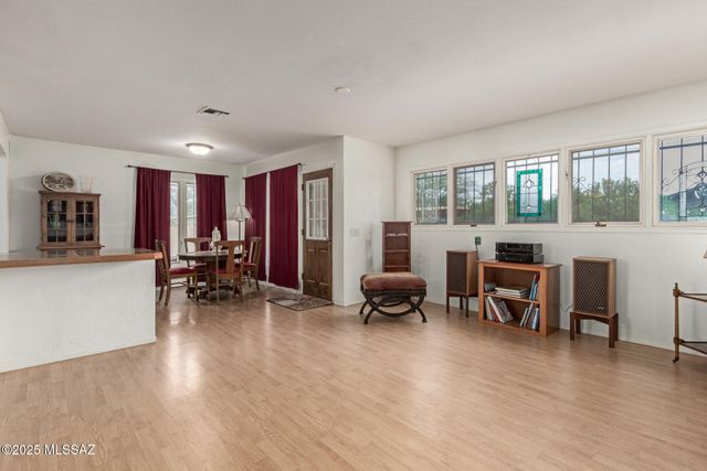 3235 E Linden Street, Tucson, AZ 85716