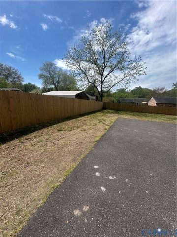 6631 Rural Point Rd, Mechanicsville, VA 23116