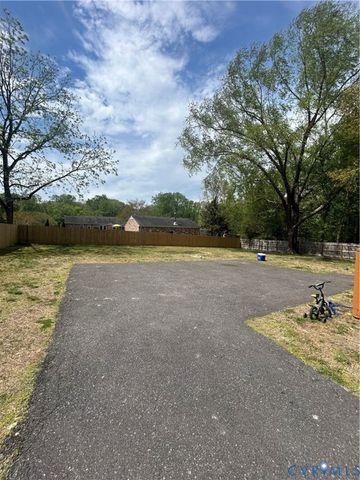 6631 Rural Point Rd, Mechanicsville, VA 23116
