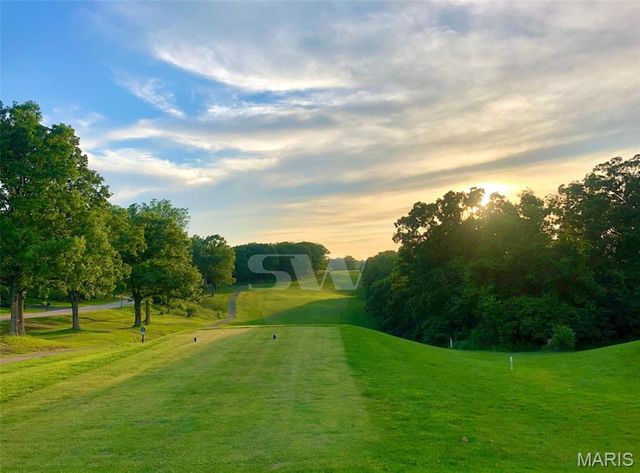 5600 Forest Drive, Hillsboro, MO 63050