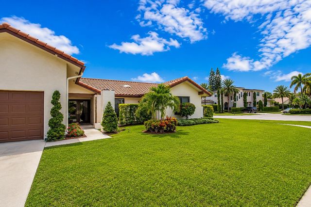 22209 Morning Glory Terrace, Boca Raton, FL 33433