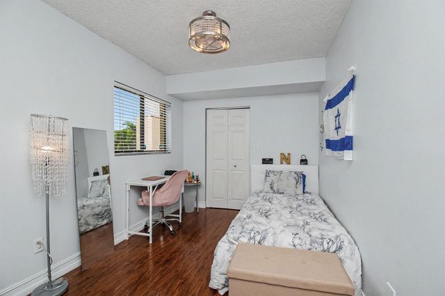 22209 Morning Glory Terrace, Boca Raton, FL 33433