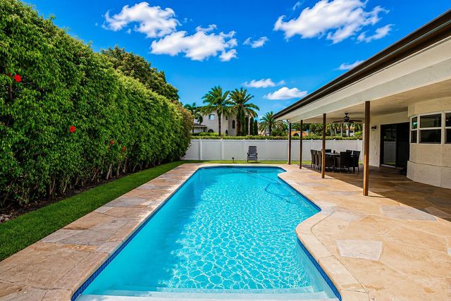 22209 Morning Glory Terrace, Boca Raton, FL 33433