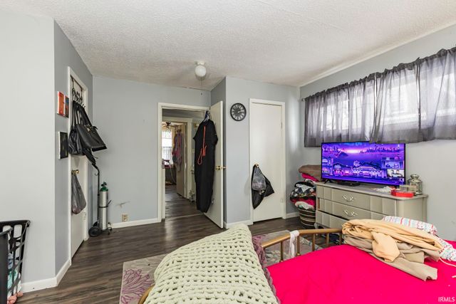 1424 S Meeker Avenue, Muncie, IN 47302