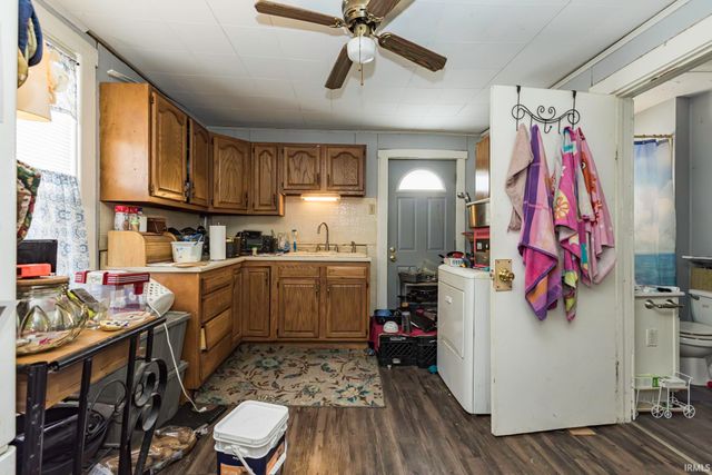 1424 S Meeker Avenue, Muncie, IN 47302