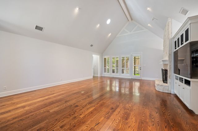 2400 Legend Drive, Heath, TX 75032